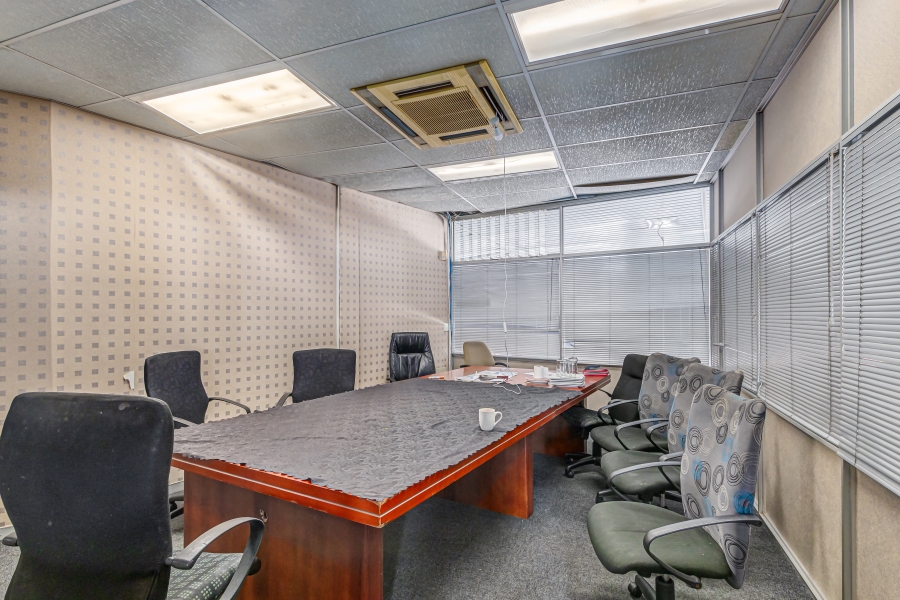 To Let commercial Property for Rent in Randjespark Gauteng