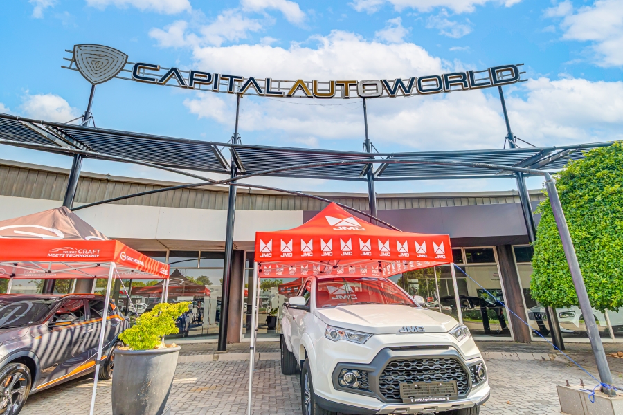 To Let commercial Property for Rent in Randjespark Gauteng