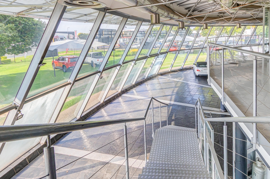 To Let commercial Property for Rent in Randjespark Gauteng