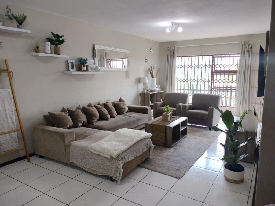 2 Bedroom Property for Sale in Bassonia Gauteng
