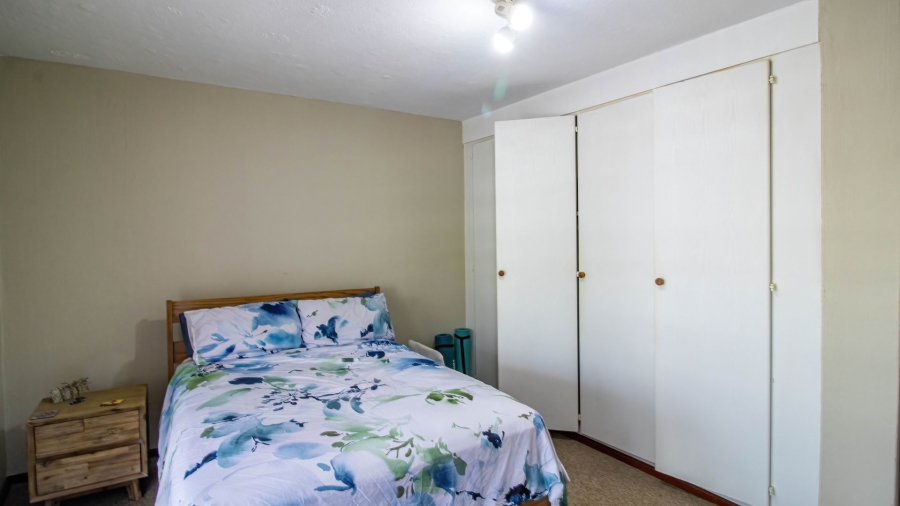 2 Bedroom Property for Sale in Bassonia Gauteng