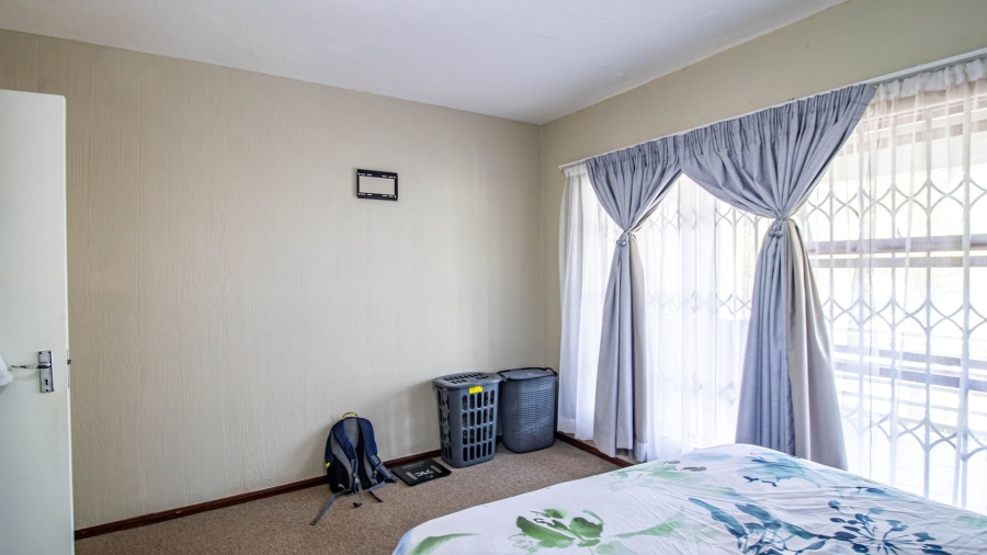2 Bedroom Property for Sale in Bassonia Gauteng