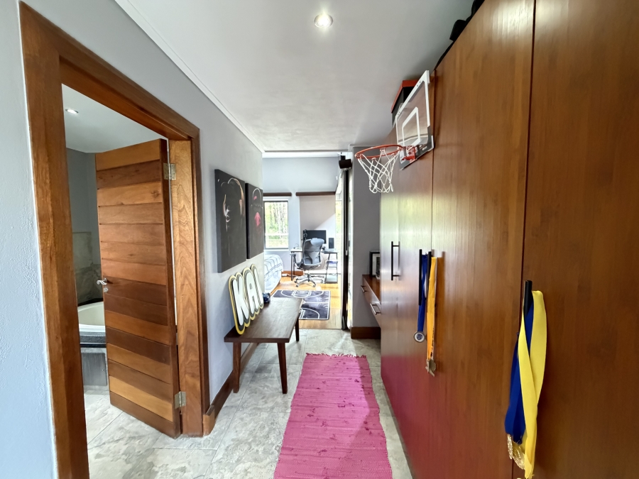 4 Bedroom Property for Sale in Eye of Africa Gauteng