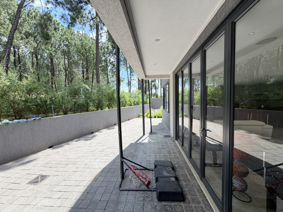 4 Bedroom Property for Sale in Eye of Africa Gauteng