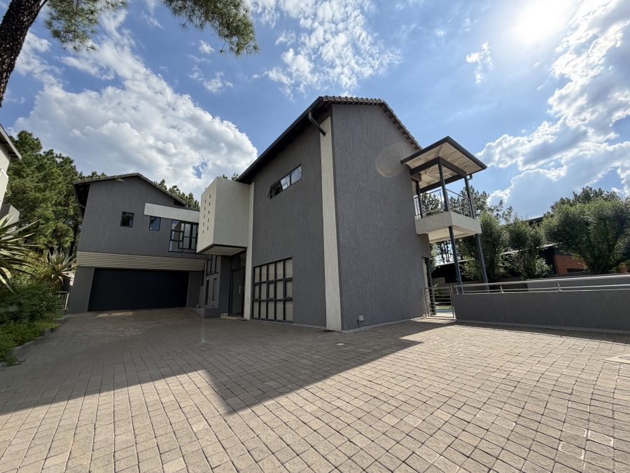 4 Bedroom Property for Sale in Eye of Africa Gauteng