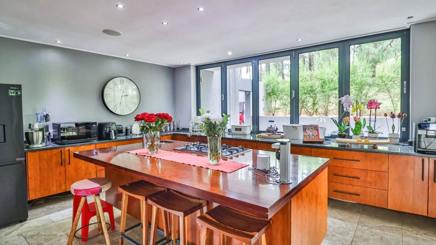 4 Bedroom Property for Sale in Eye of Africa Gauteng