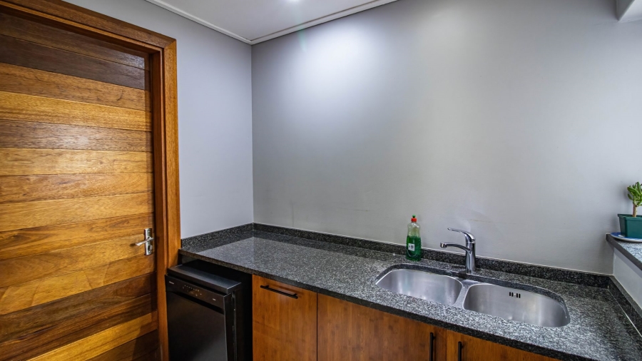 4 Bedroom Property for Sale in Eye of Africa Gauteng