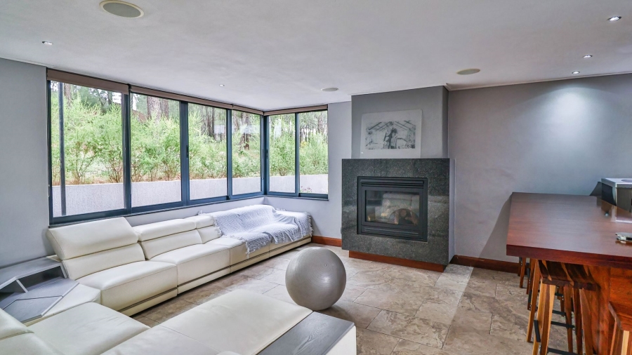 4 Bedroom Property for Sale in Eye of Africa Gauteng