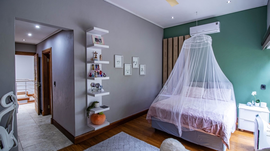 4 Bedroom Property for Sale in Eye of Africa Gauteng