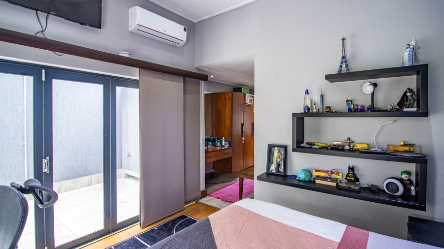 4 Bedroom Property for Sale in Eye of Africa Gauteng