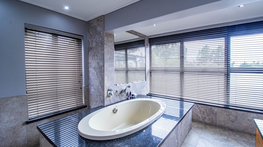 4 Bedroom Property for Sale in Eye of Africa Gauteng