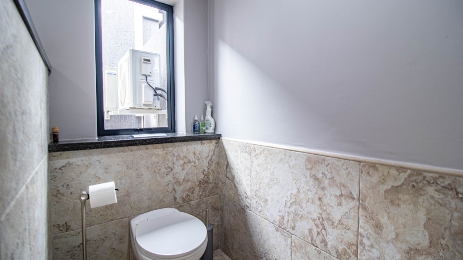 4 Bedroom Property for Sale in Eye of Africa Gauteng