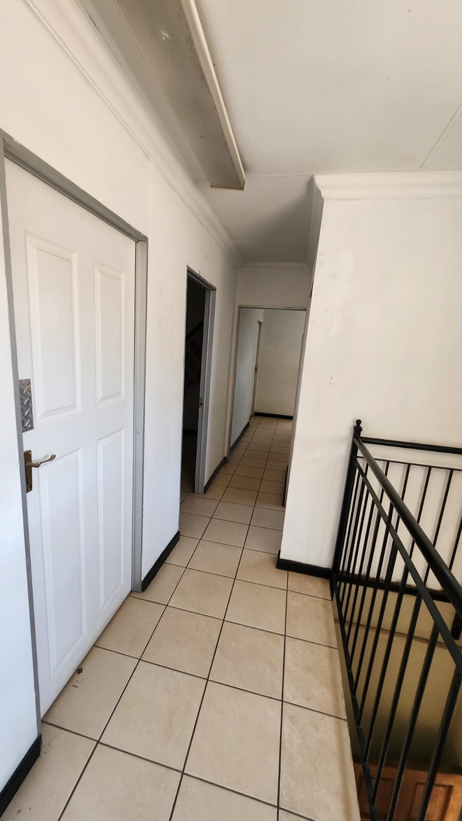 10 Bedroom Property for Sale in Eldoraigne Gauteng