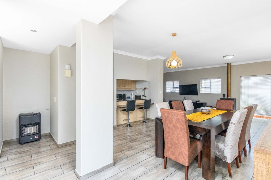 To Let 3 Bedroom Property for Rent in Kyalami Estates Gauteng