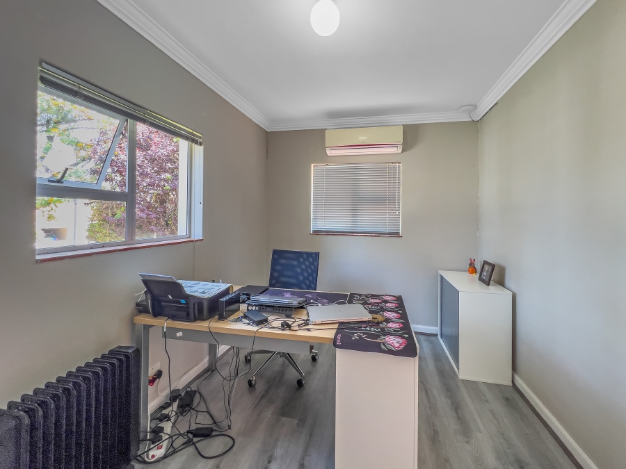 To Let 3 Bedroom Property for Rent in Kyalami Estates Gauteng