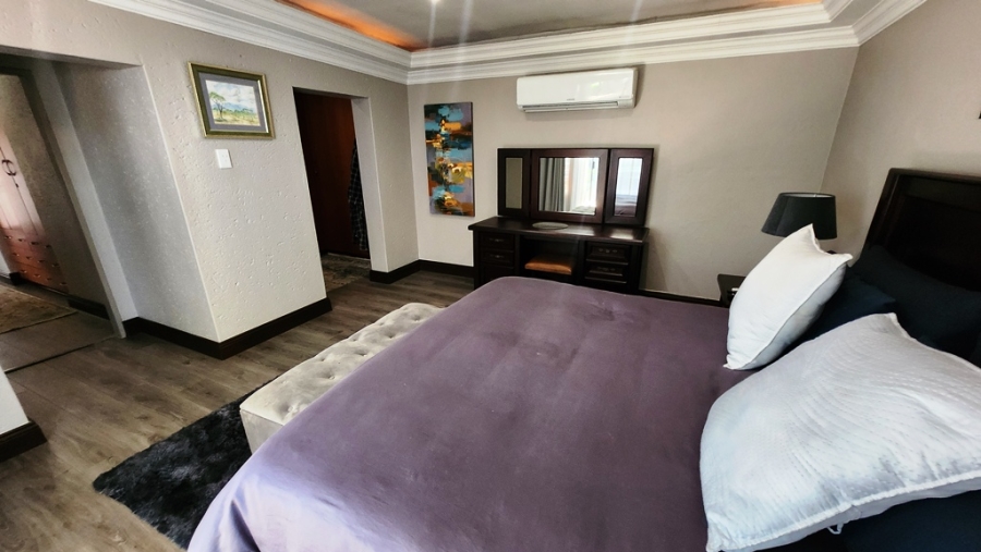 4 Bedroom Property for Sale in Eldoraigne Gauteng