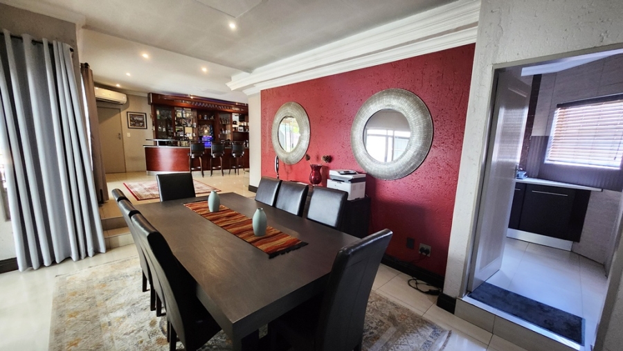 4 Bedroom Property for Sale in Eldoraigne Gauteng