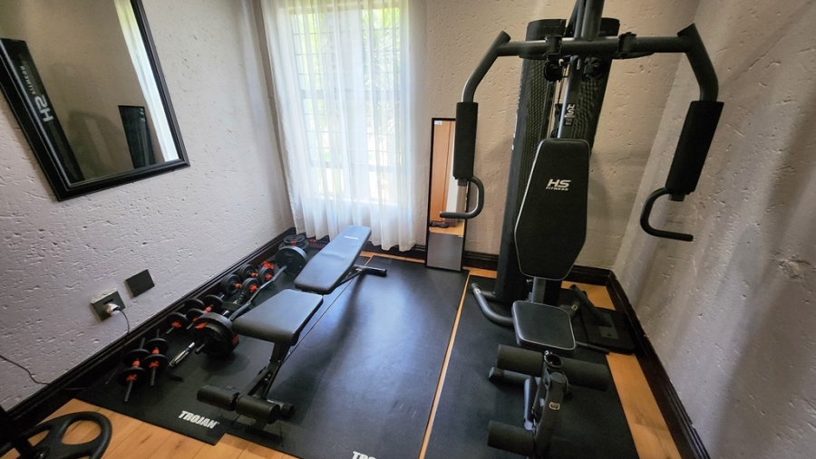 4 Bedroom Property for Sale in Eldoraigne Gauteng