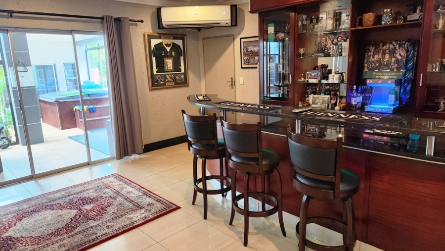 4 Bedroom Property for Sale in Eldoraigne Gauteng