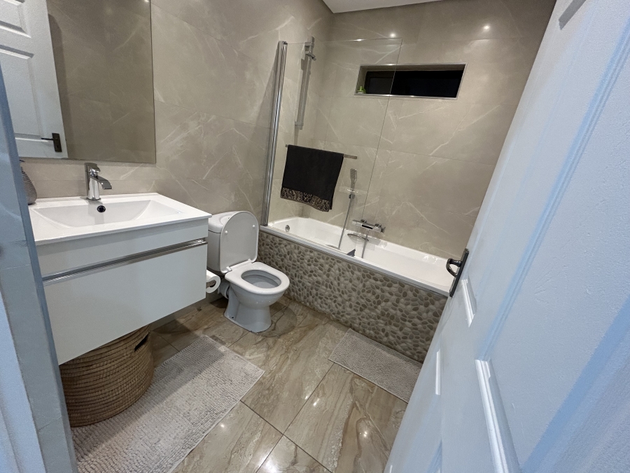 2 Bedroom Property for Sale in Ruimsig Gauteng