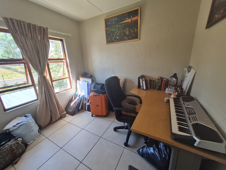 2 Bedroom Property for Sale in Douglasdale Gauteng