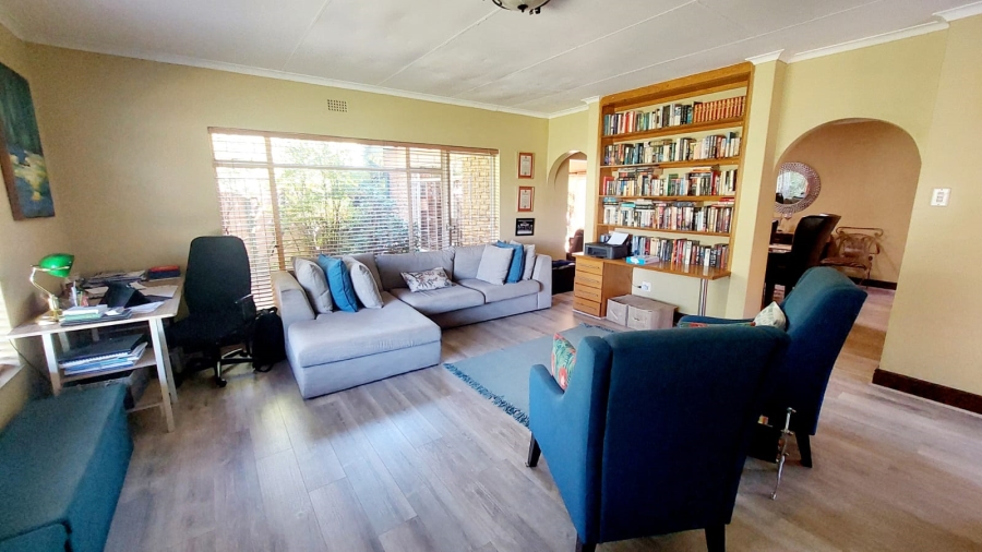 3 Bedroom Property for Sale in Helikonpark Gauteng