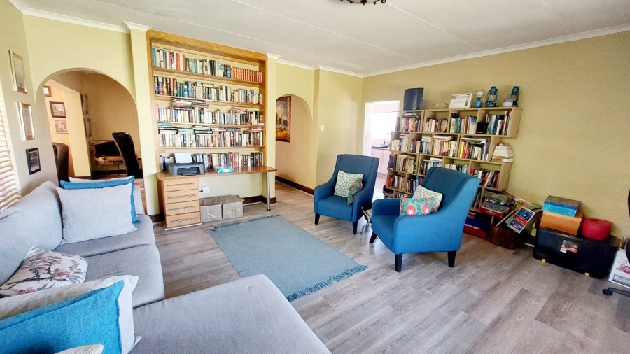 3 Bedroom Property for Sale in Helikonpark Gauteng