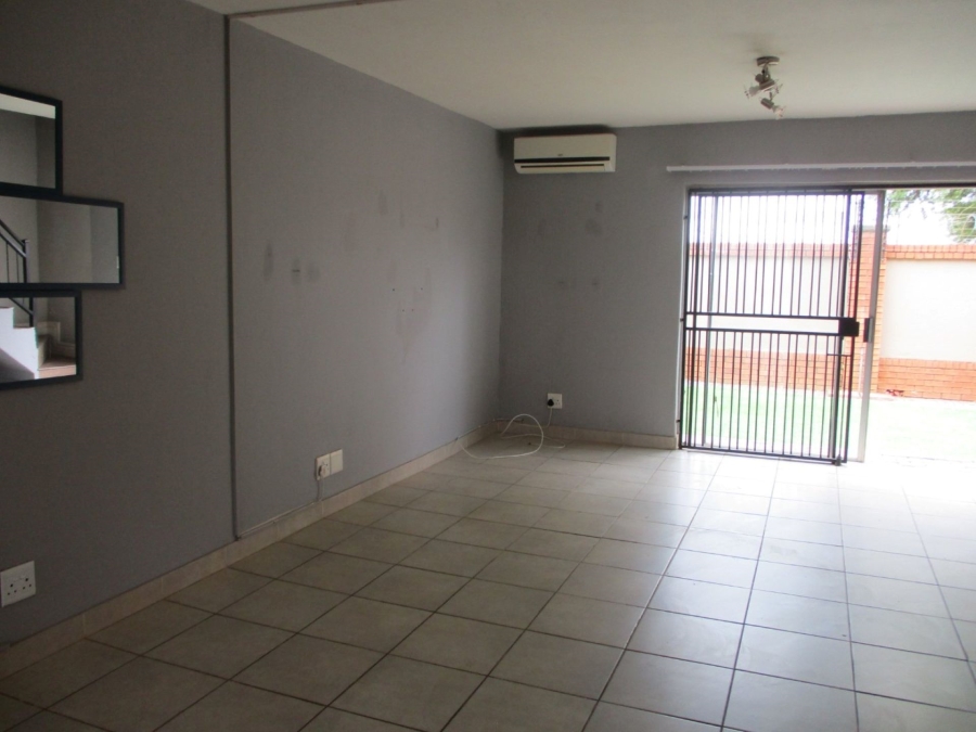 2 Bedroom Property for Sale in Montana Gauteng