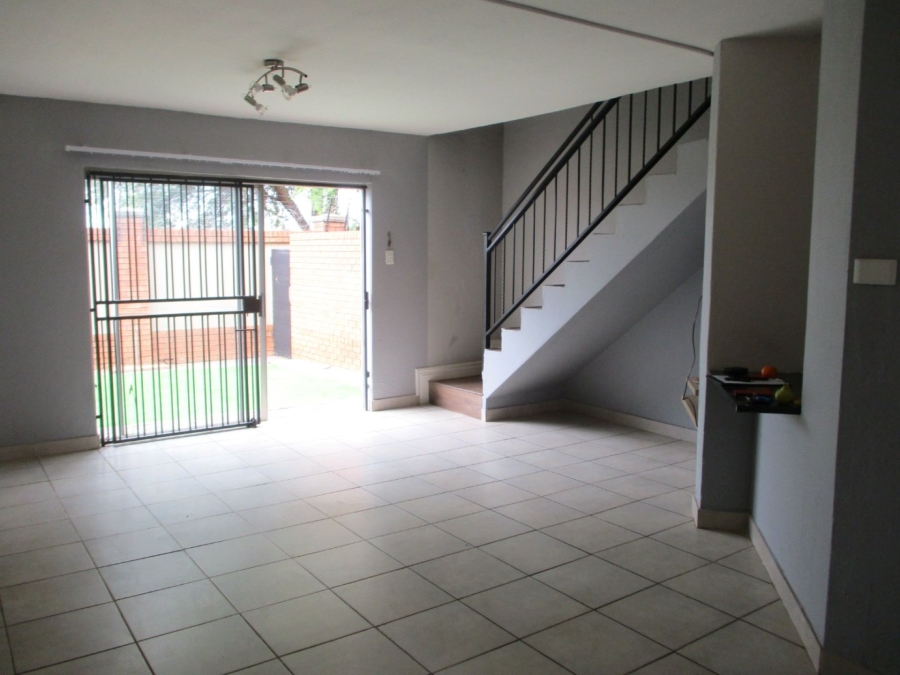 2 Bedroom Property for Sale in Montana Gauteng