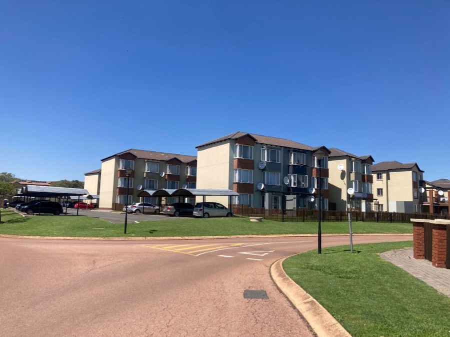 2 Bedroom Property for Sale in Montana Tuine Gauteng