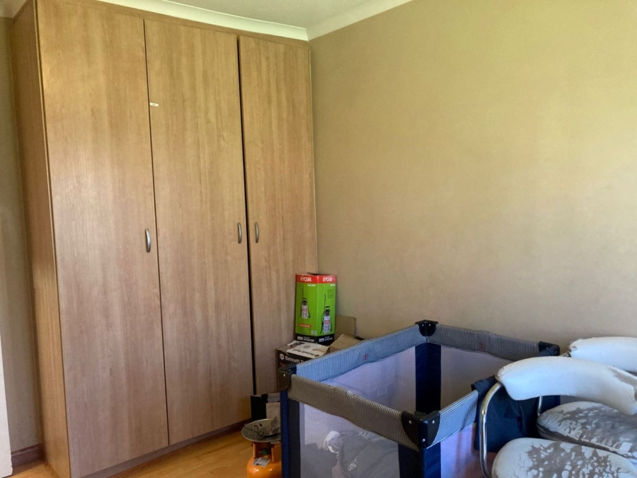2 Bedroom Property for Sale in Montana Tuine Gauteng