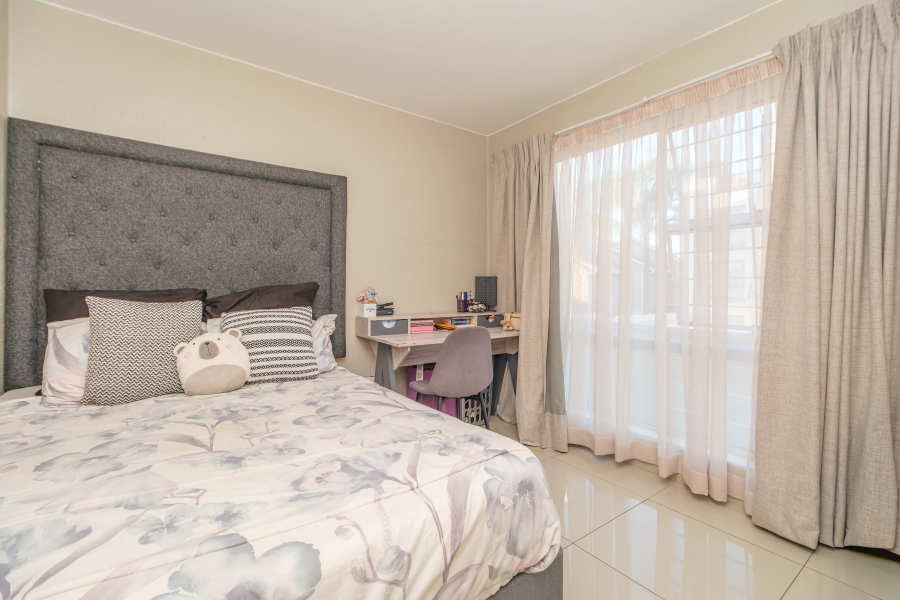 2 Bedroom Property for Sale in Blackheath Gauteng