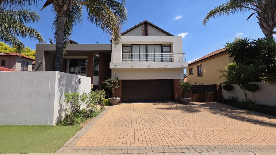 5 Bedroom Property for Sale in Raslouw Gauteng