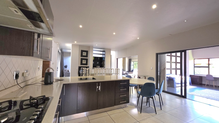 5 Bedroom Property for Sale in Raslouw Gauteng