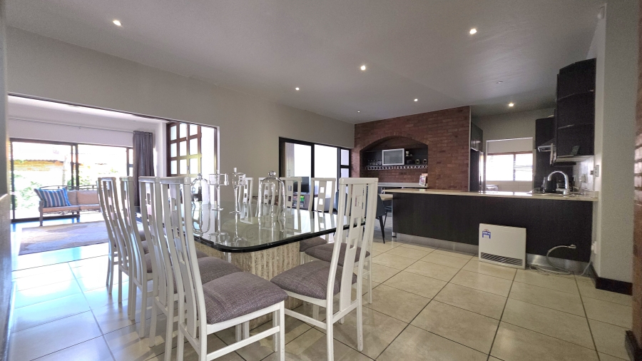 5 Bedroom Property for Sale in Raslouw Gauteng
