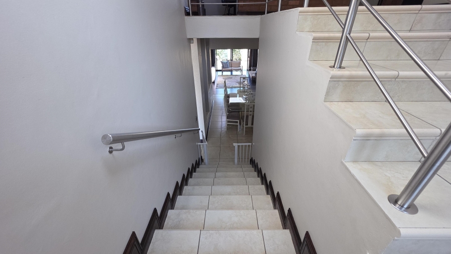 5 Bedroom Property for Sale in Raslouw Gauteng