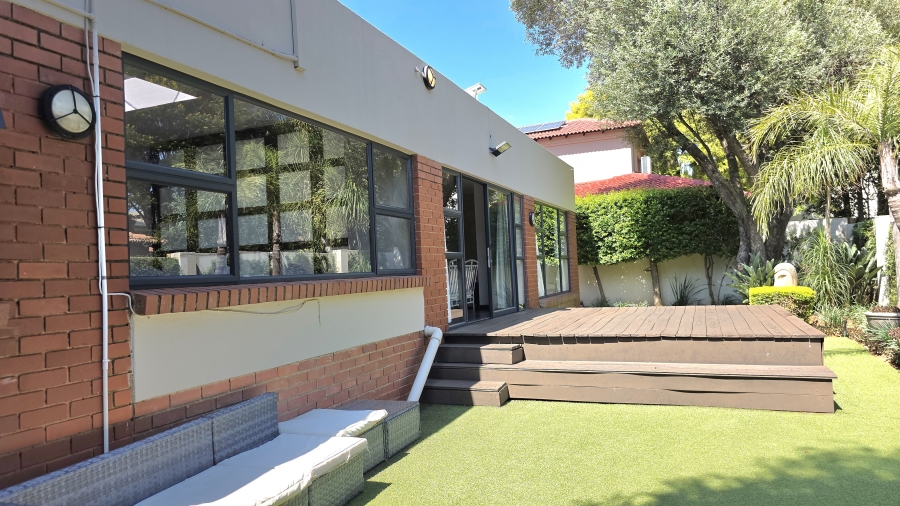 5 Bedroom Property for Sale in Raslouw Gauteng