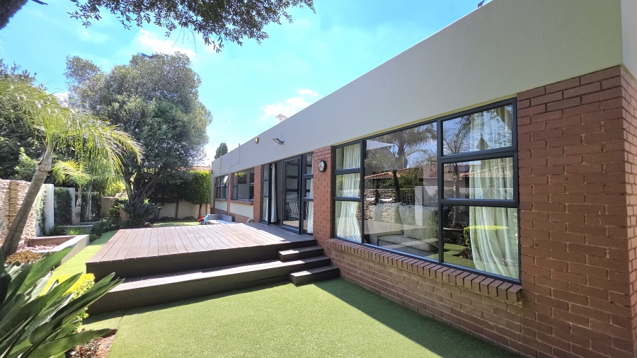 5 Bedroom Property for Sale in Raslouw Gauteng
