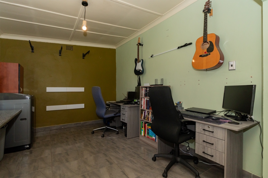 4 Bedroom Property for Sale in Northmead Gauteng