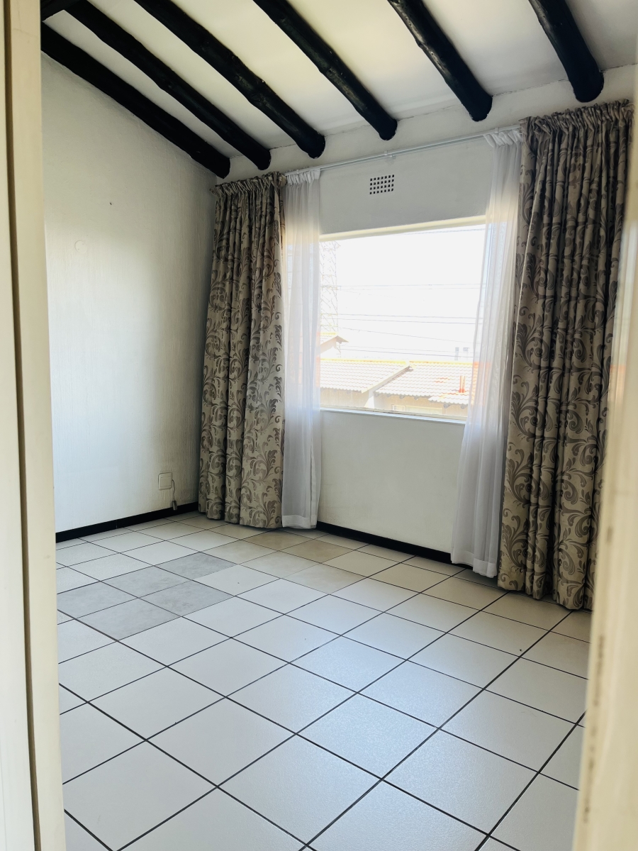 3 Bedroom Property for Sale in Sunnyridge Gauteng