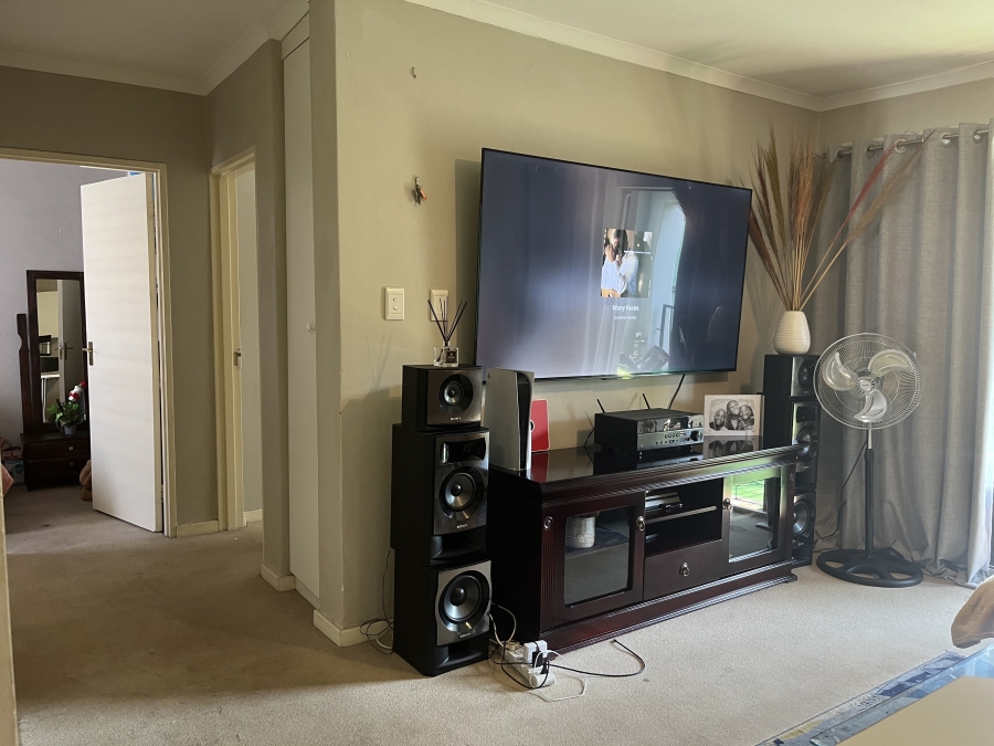 2 Bedroom Property for Sale in Northcliff Gauteng