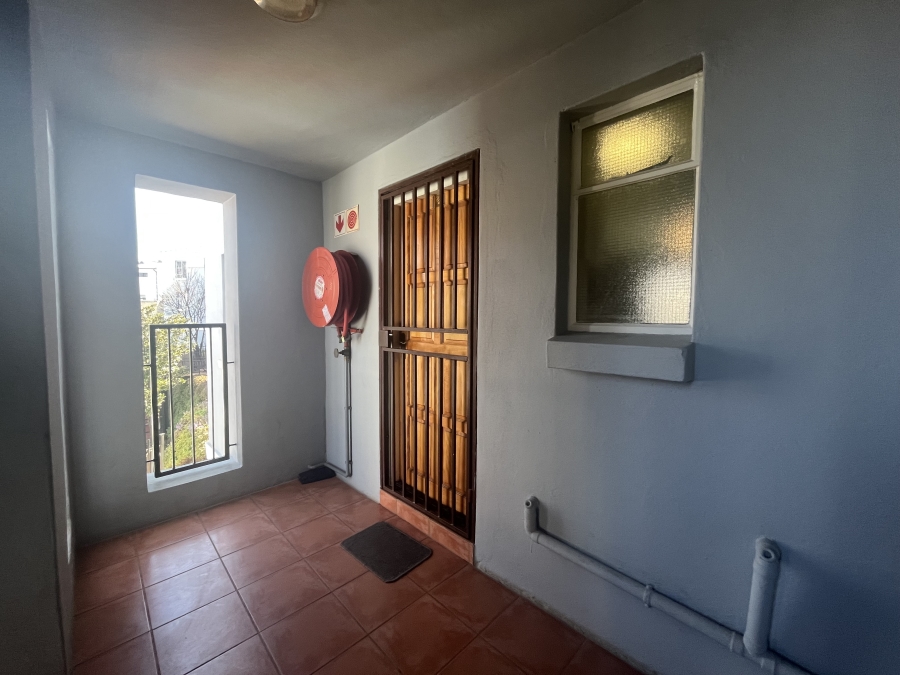 2 Bedroom Property for Sale in Northcliff Gauteng