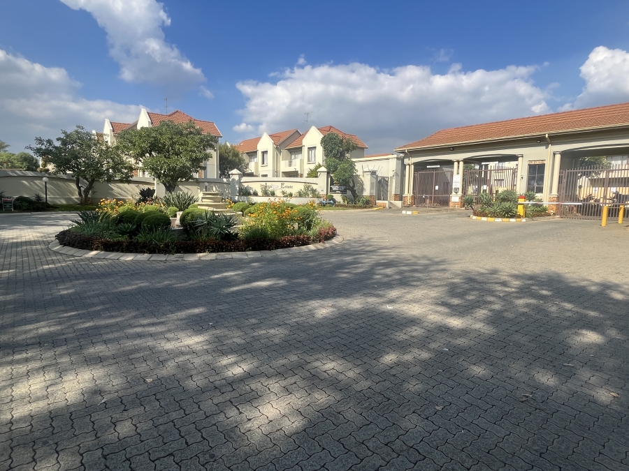 2 Bedroom Property for Sale in Esther Park Gauteng