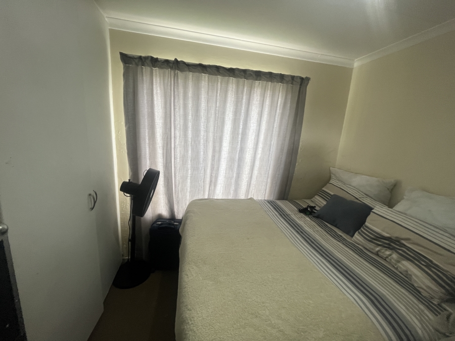 2 Bedroom Property for Sale in Esther Park Gauteng