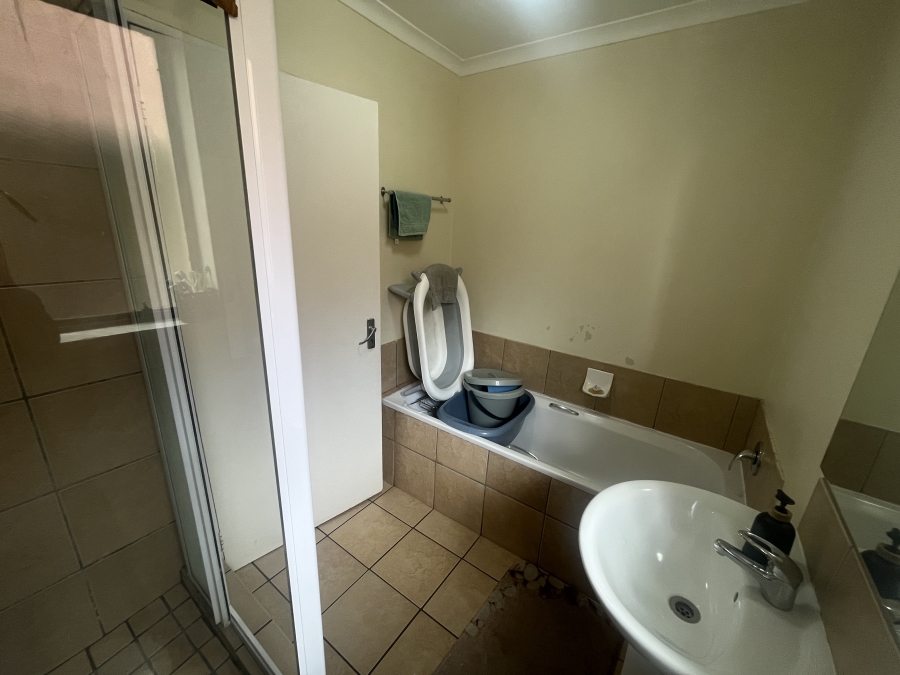 2 Bedroom Property for Sale in Esther Park Gauteng