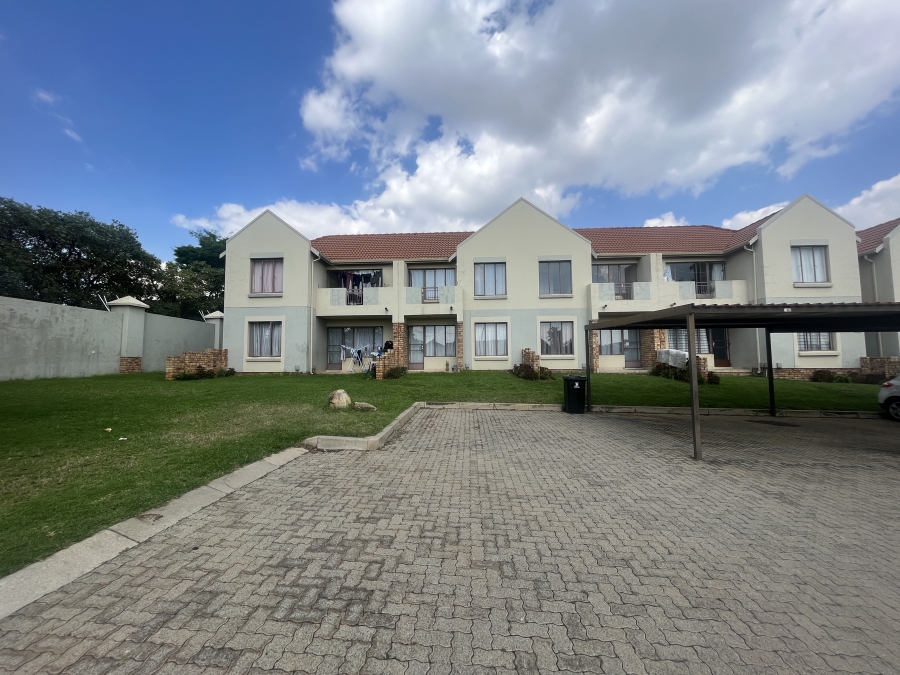 2 Bedroom Property for Sale in Esther Park Gauteng
