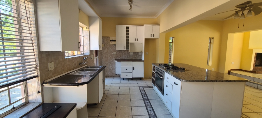 To Let 3 Bedroom Property for Rent in Clarens Park Gauteng