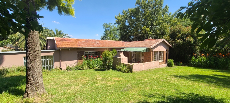 To Let 3 Bedroom Property for Rent in Clarens Park Gauteng