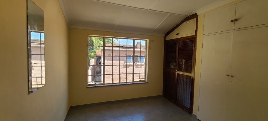 To Let 3 Bedroom Property for Rent in Clarens Park Gauteng