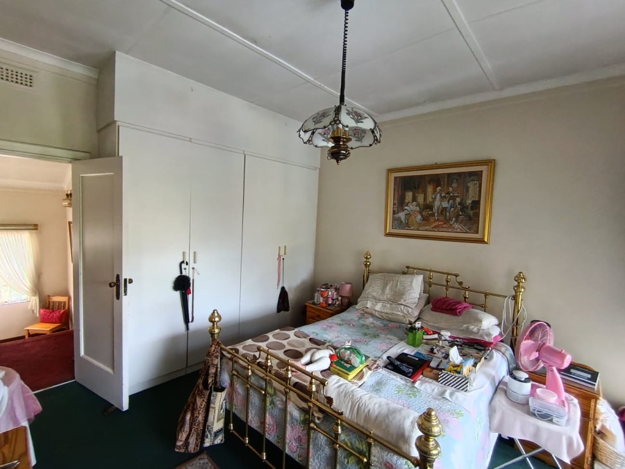 6 Bedroom Property for Sale in Selection Park Gauteng